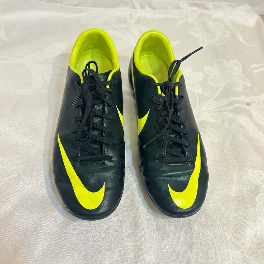 Nike Mercurial Vapor VIII Football Soccer Cleats Carbon US11 UK10 EUR45 Italy